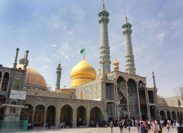 qom